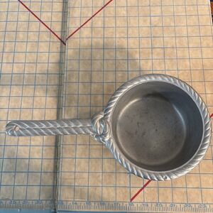 The Wilton Company Sauce Pan RWP‎ Braided Rope Pattern Small Pan